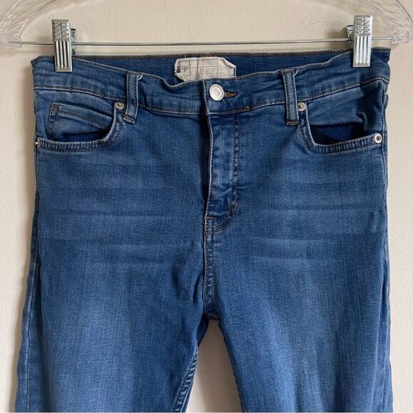 Free People Women’s Distressed Regular Fit Skinny Jeans Sz 27 - Picture 7 of 10